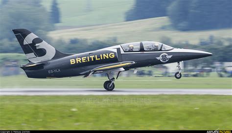 The Breitling Jet Team 